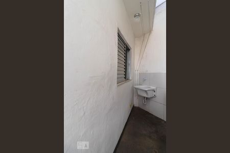 Studio para alugar com 25m², 1 quarto e sem vaga Studio para alugar com 25m², 1 quarto e sem vagaÁrea de Serviço