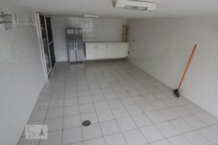Garagem de casa para alugar com 1 quarto, 70m² em Vila Dom Pedro I, São Paulo