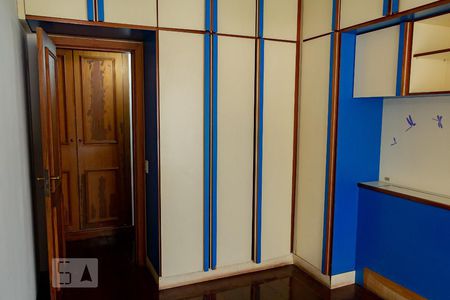 Apartamento à venda com 160m², 3 quartos e 2 vagasQuarto 2