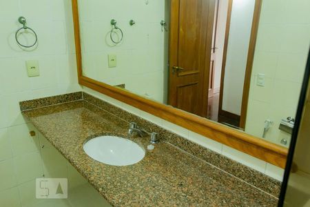 Apartamento à venda com 160m², 3 quartos e 2 vagasbanheiro social