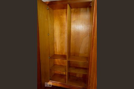 Apartamento à venda com 160m², 3 quartos e 2 vagasroupeiro