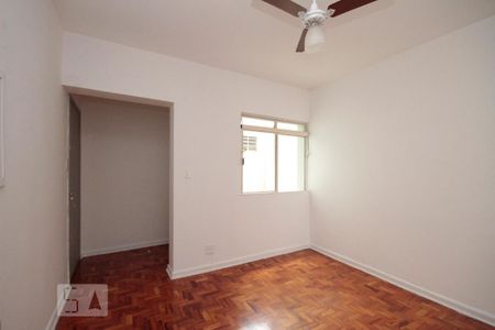 Apartamento à venda com 48m², 1 quarto e sem vagaSala