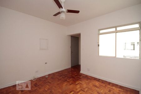 Apartamento à venda com 48m², 1 quarto e sem vagaSala