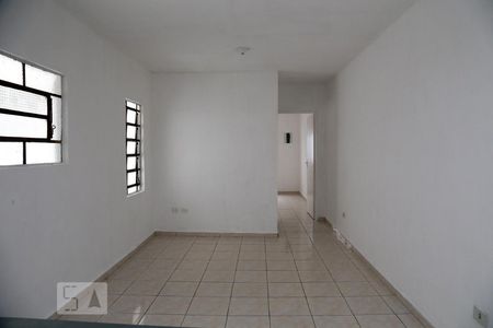 Sala de casa para alugar com 1 quarto, 50m² em Parque Assuncao, Taboão da Serra