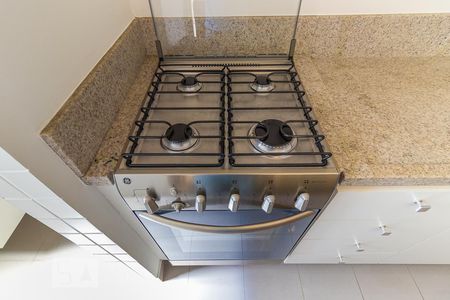 Apartamento à venda com 45m², 1 quarto e 1 vagaCozinha - Fogão