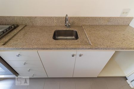 Apartamento à venda com 45m², 1 quarto e 1 vagaCozinha - Pia