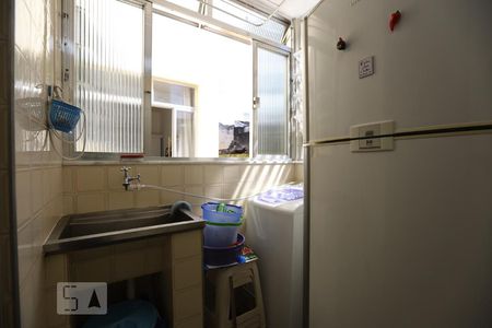 Apartamento à venda com 98m², 3 quartos e 1 vagaÁrea de Serviço