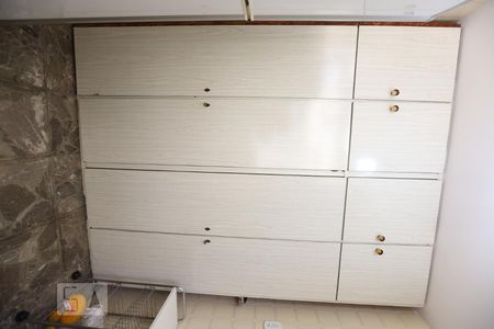 Apartamento à venda com 98m², 3 quartos e 1 vagaÁrea de Serviço