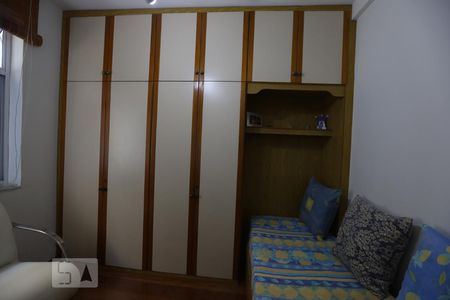 Apartamento à venda com 98m², 3 quartos e 1 vagaQuarto 3
