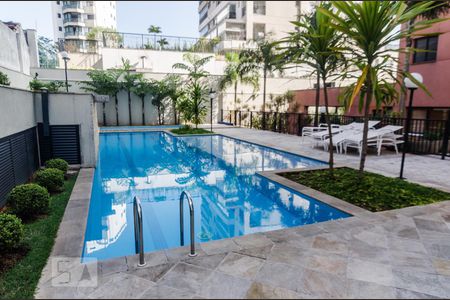 Apartamento à venda com 70m², 2 quartos e 2 vagasÁrea comum - Piscina