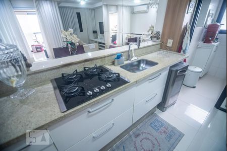 Apartamento à venda com 70m², 2 quartos e 2 vagasCozinha