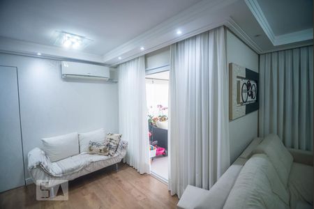 Sala de apartamento à venda com 2 quartos, 70m² em Vila Regente Feijó, São Paulo