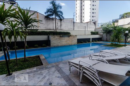 Apartamento à venda com 70m², 2 quartos e 2 vagasÁrea comum - Piscina