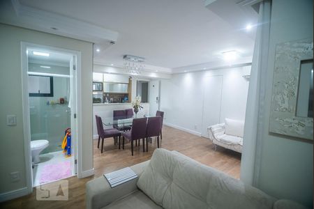 Sala de apartamento à venda com 2 quartos, 70m² em Vila Regente Feijó, São Paulo