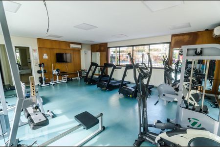 Apartamento à venda com 70m², 2 quartos e 2 vagasÁrea comum - Academia