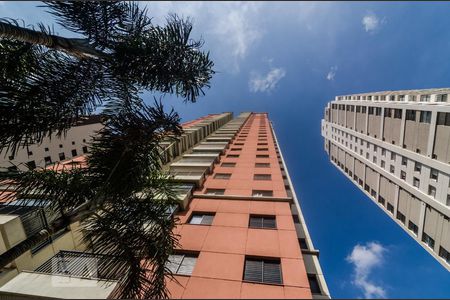 Apartamento à venda com 70m², 2 quartos e 2 vagasFachada