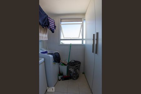 Apartamento à venda com 66m², 2 quartos e 1 vagaÁrea de Serviço