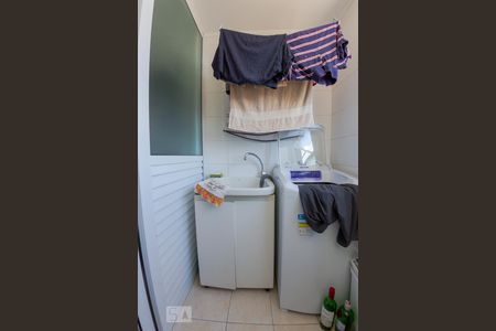 Apartamento à venda com 66m², 2 quartos e 1 vagaÁrea de Serviço