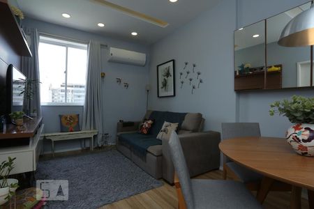 Sala de apartamento à venda com 1 quarto, 44m² em Copacabana, Rio de Janeiro