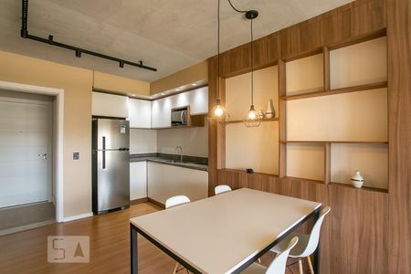 Sala/Quarto/Cozinha de kitnet/studio à venda com 1 quarto, 42m² em Partenon, Porto Alegre