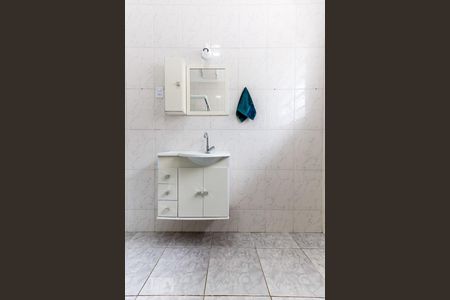 Casa à venda com 111m², 2 quartos e 2 vagasBanheiro