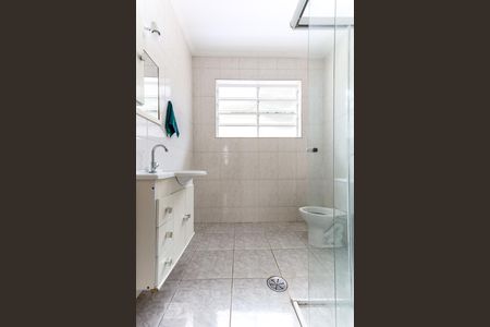 Casa à venda com 111m², 2 quartos e 2 vagasBanheiro