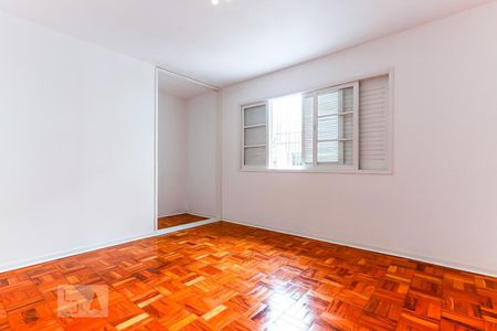 Quarto 1 de casa à venda com 2 quartos, 111m² em Vila Mazzei, São Paulo