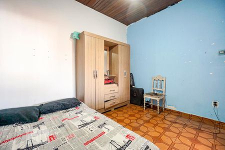 Quarto 01 de casa à venda com 5 quartos, 240m² em Vila Prudente, São Paulo