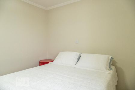 Apartamento à venda com 74m², 2 quartos e 1 vagaQuarto 2