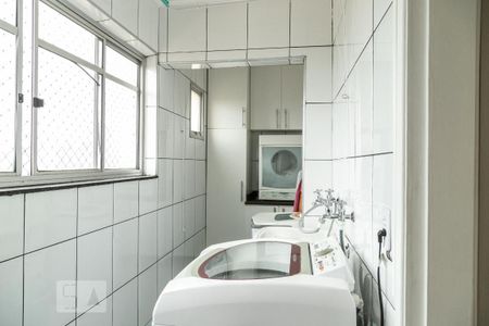 Apartamento à venda com 74m², 2 quartos e 1 vagaÁrea de Serviço