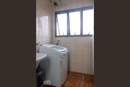 Apartamento à venda com 68m², 2 quartos e 1 vaga Apartamento à venda com 68m², 2 quartos e 1 vagaÁrea de serviço