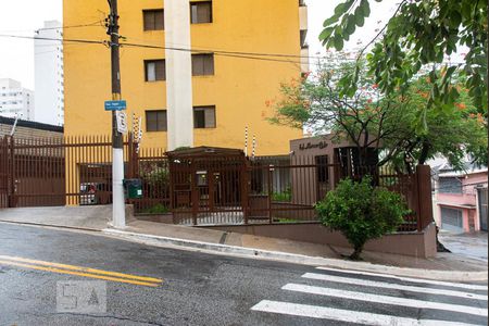 Apartamento à venda com 68m², 2 quartos e 1 vaga