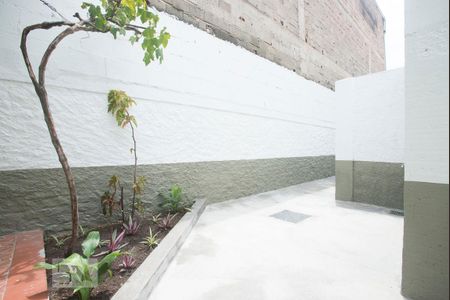 Casa para alugar com 38m², 1 quarto e sem vaga