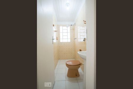Banheiro de casa para alugar com 1 quarto, 38m² em Carandiru, São Paulo