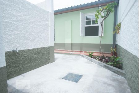 Casa para alugar com 38m², 1 quarto e sem vaga