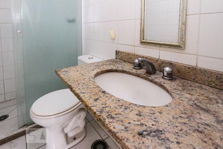 Apartamento à venda com 78m², 3 quartos e 2 vagas Apartamento à venda com 78m², 3 quartos e 2 vagasBanheiro