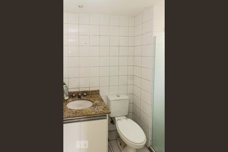 Apartamento à venda com 78m², 3 quartos e 2 vagas Apartamento à venda com 78m², 3 quartos e 2 vagasBanheiro da Suíte