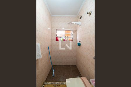 Casa à venda com 200m², 2 quartos e 3 vagasBanheiro da Suíte Detalhe