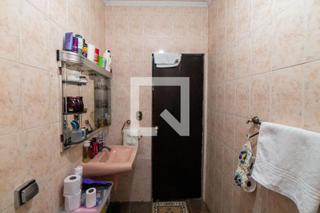 Casa à venda com 200m², 2 quartos e 3 vagasBanheiro da Suíte