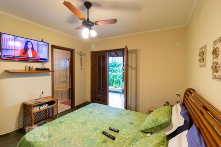 Casa à venda com 590m², 4 quartos e 4 vagas Casa à venda com 590m², 4 quartos e 4 vagasSuíte Master