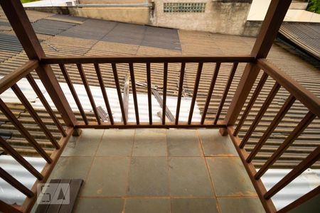 Casa à venda com 590m², 4 quartos e 4 vagas Casa à venda com 590m², 4 quartos e 4 vagasSacada do Escritório