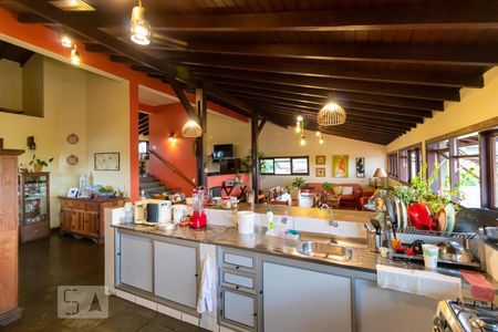 Casa à venda com 590m², 4 quartos e 4 vagas Casa à venda com 590m², 4 quartos e 4 vagasÁrea Gourmet e de Lazer