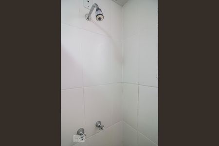 Chuveiro de apartamento à venda com 3 quartos, 72m² em Teresópolis, Porto Alegre