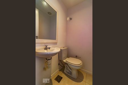 Lavabo de apartamento para alugar com 2 quartos, 70m² em Recreio dos Bandeirantes, Rio de Janeiro