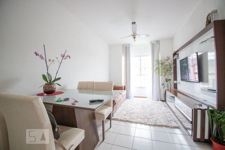 sala de apartamento à venda com 3 quartos, 70m² em Jardim García, Campinas