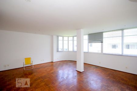Sala de apartamento para alugar com 3 quartos, 150m² em Copacabana, Rio de Janeiro