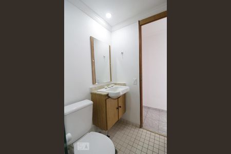 Apartamento para alugar com 79m², 3 quartos e 1 vaga Apartamento para alugar com 79m², 3 quartos e 1 vagaBanheiro Social