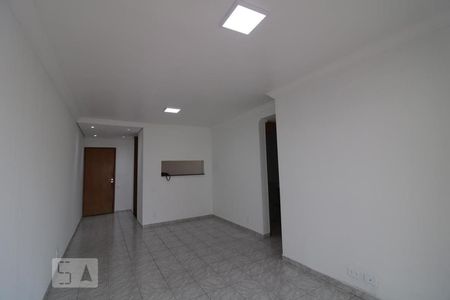 Apartamento para alugar com 79m², 3 quartos e 1 vaga Apartamento para alugar com 79m², 3 quartos e 1 vagaSala
