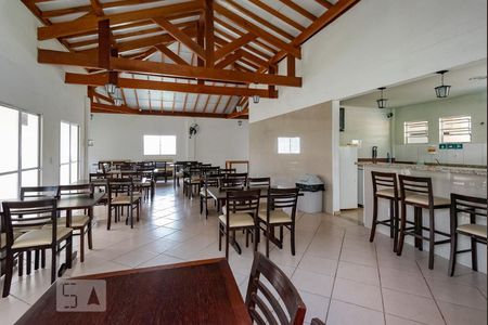 Apartamento para alugar com 52m², 2 quartos e 1 vaga Apartamento para alugar com 52m², 2 quartos e 1 vagaÁrea comum - Salão de festas