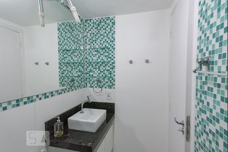Apartamento para alugar com 52m², 2 quartos e 1 vaga Apartamento para alugar com 52m², 2 quartos e 1 vagaBanheiro